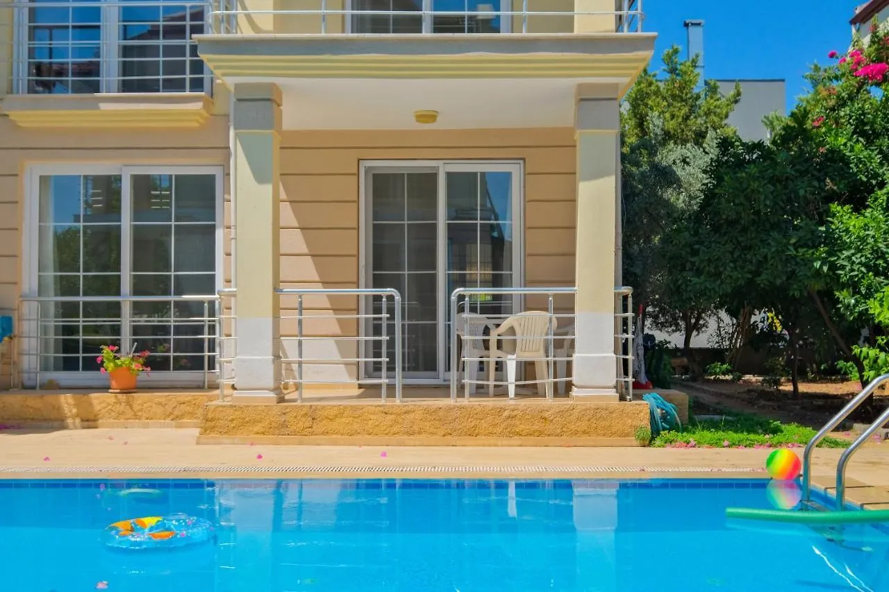 Yas Calis Beach Villa Fethiye